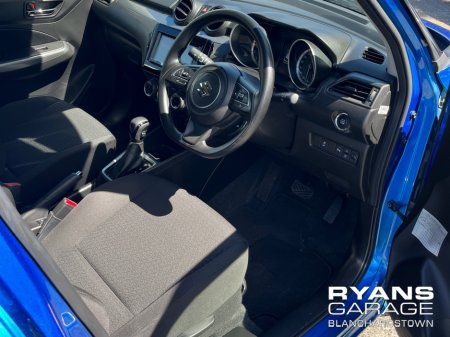 2023 Suzuki Swift - photo 11