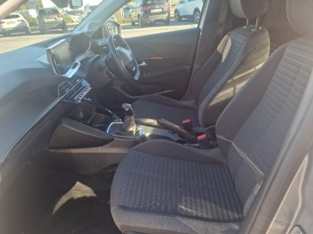 2022 Peugeot 208 - photo 17