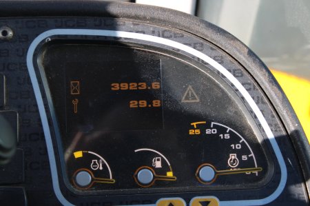 0 JCB  - photo 8