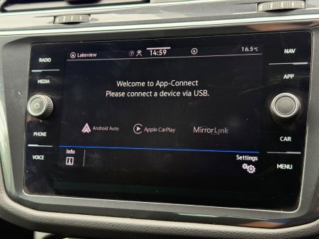 2023 Volkswagen Tiguan - photo 18
