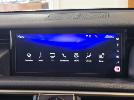 2019 Lexus IS - photo 13