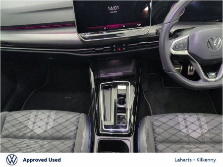 2025 Volkswagen Golf - photo 16