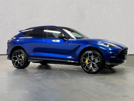 2025 Aston Martin DBX - photo 2
