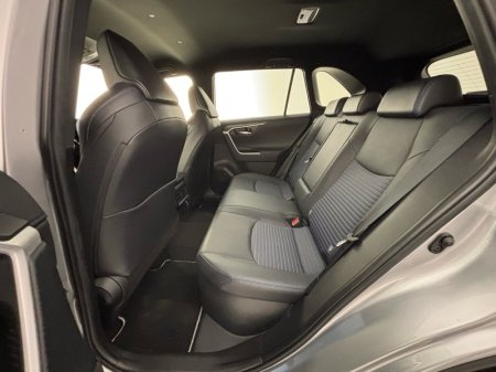 2022 Toyota RAV4 - photo 7