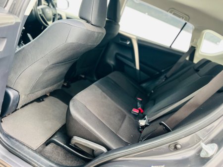 2014 Toyota RAV4 - photo 5
