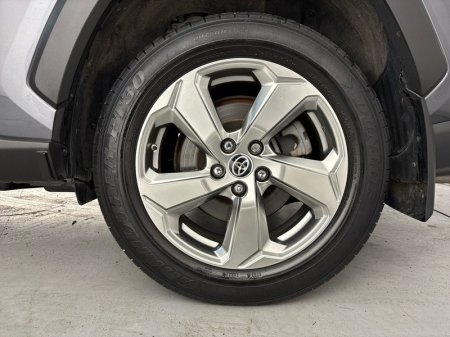 2022 Toyota RAV4 - photo 11