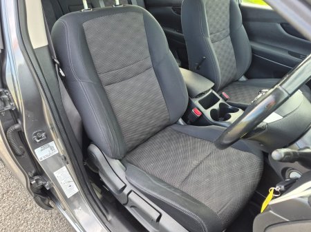 2015 Nissan Qashqai - photo 15