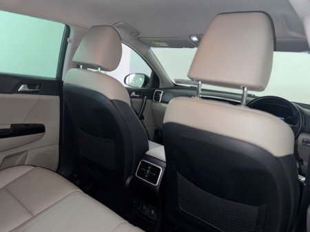 2020 Kia Sportage - photo 6