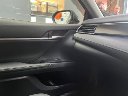 2018 Toyota Camry - photo 13