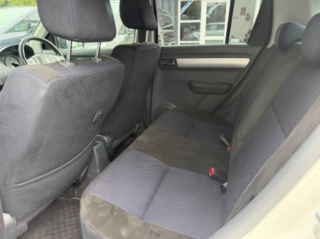 2009 Suzuki Swift - photo 14