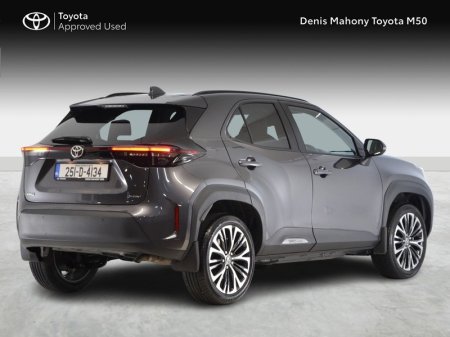 2025 Toyota Yaris Cross - photo 2