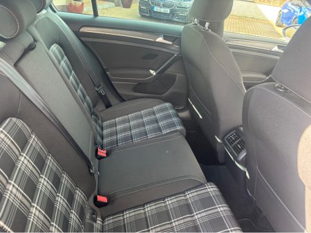 2018 Volkswagen Golf - photo 9