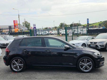 2020 Volkswagen Golf - photo 2