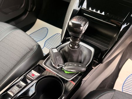 2023 Peugeot 2008 - photo 23