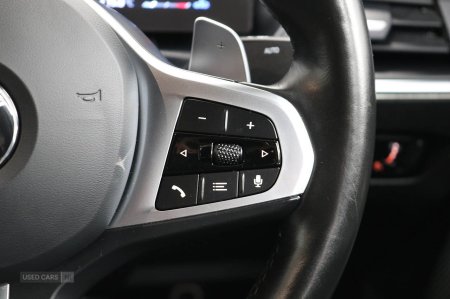 2024 BMW 3-Series - photo 27