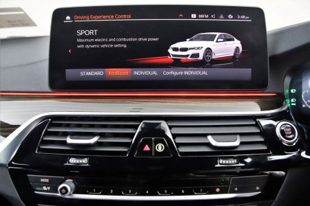 2023 BMW 5-Series - photo 26
