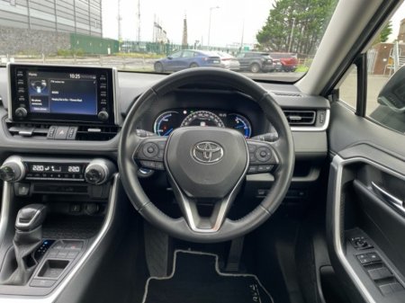 2021 Toyota RAV4 - photo 8