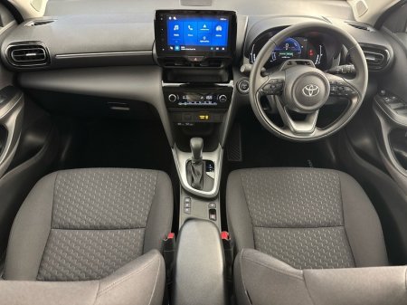 2026 Toyota Yaris Cross - photo 8