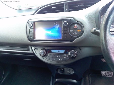 2015 Toyota Yaris - photo 7