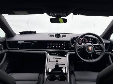 2025 Porsche Panamera - photo 11