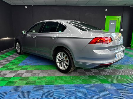 2022 Volkswagen Passat - photo 24
