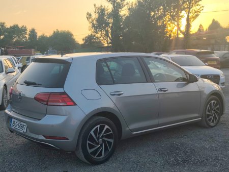 2019 Volkswagen Golf - photo 4