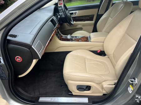 2014 Jaguar XF - photo 31