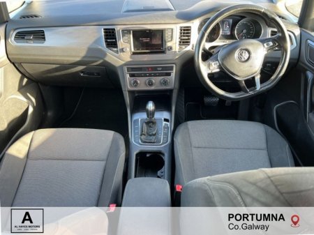 2016 Volkswagen Golf - photo 2