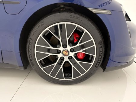 2020 Porsche Taycan - photo 10