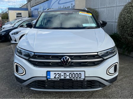 2023 Volkswagen T-Roc - photo 2