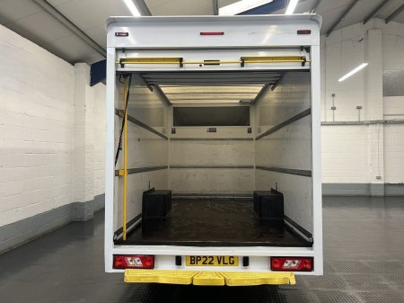 2022 Ford Transit - photo 2