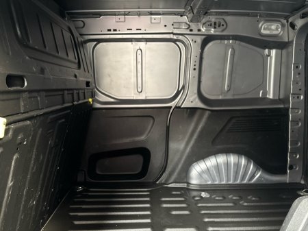 2024 Toyota Proace City - photo 7