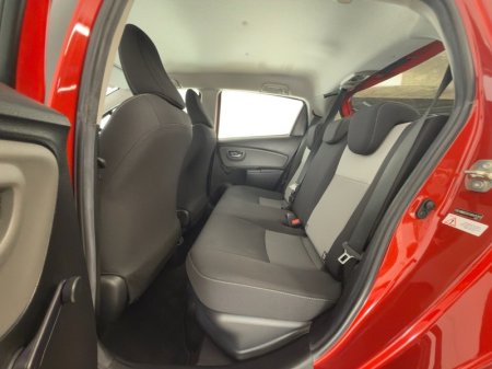 2019 Toyota Yaris - photo 7