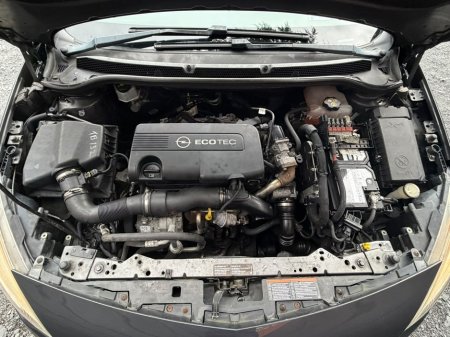 2011 Opel Astra - photo 24