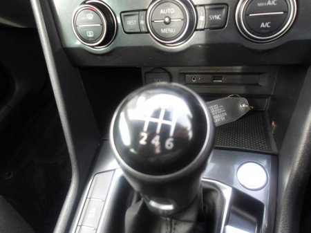2017 Volkswagen Tiguan - photo 14
