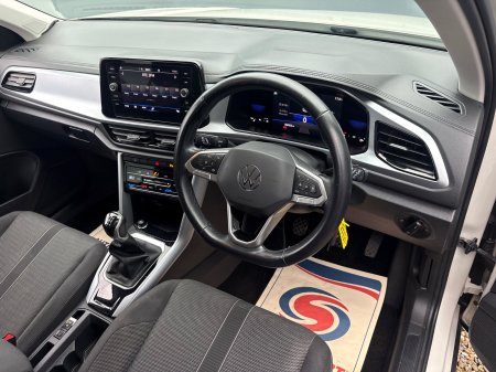 2022 Volkswagen T-Roc - photo 11