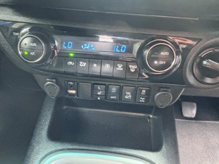 2022 Toyota Hilux - photo 9