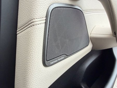 2018 BMW 5-Series - photo 27