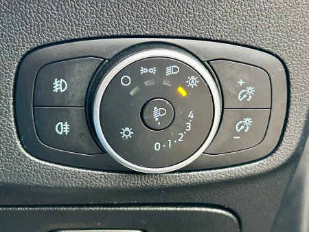 2018 Ford Focus - photo 19