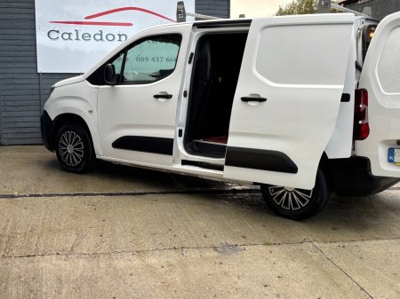2020 Peugeot Partner - photo 3