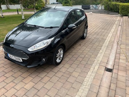 2016 Ford Fiesta - photo 4