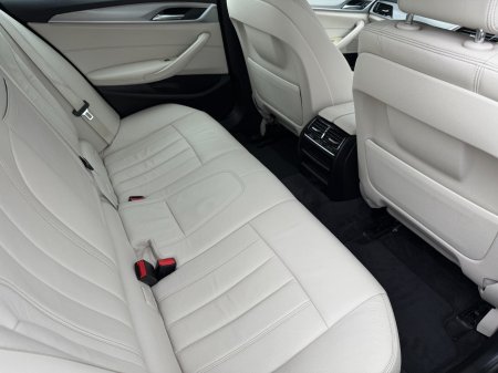 2019 BMW 5-Series - photo 13
