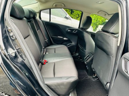 2015 Honda Grace - photo 11