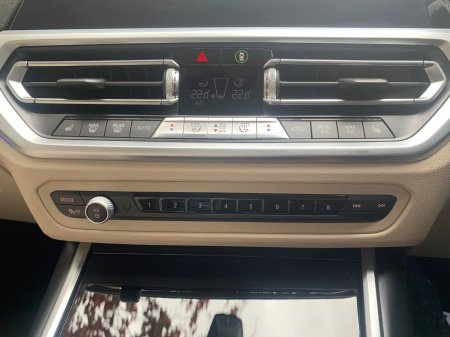 2021 BMW 3-Series - photo 30