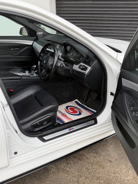 2016 BMW 5-Series - photo 14