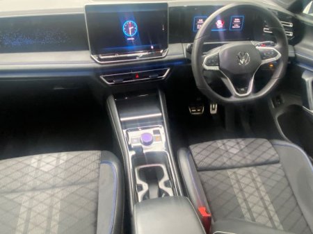 2025 Volkswagen Tiguan - photo 13