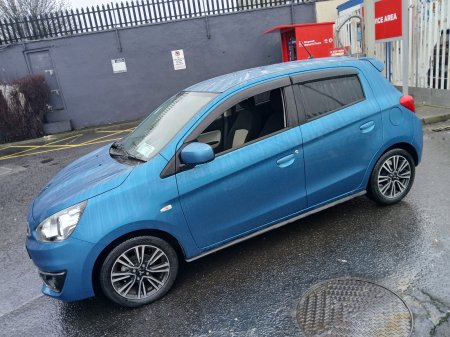 2019 Mitsubishi Mirage - photo 2