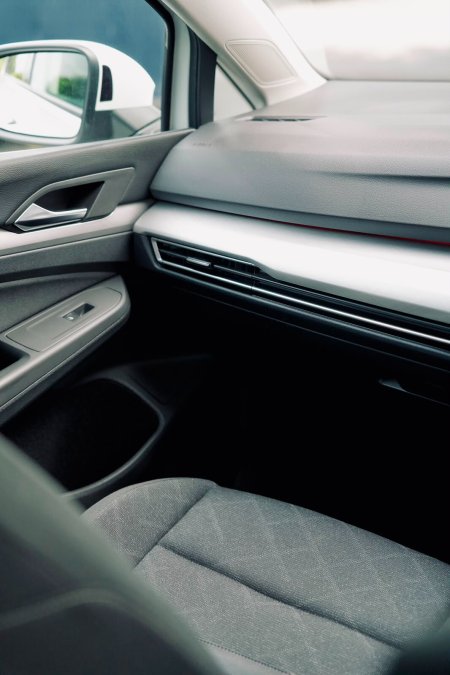 2021 Volkswagen Golf - photo 16