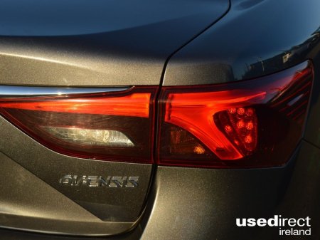2017 Toyota Avensis - photo 17