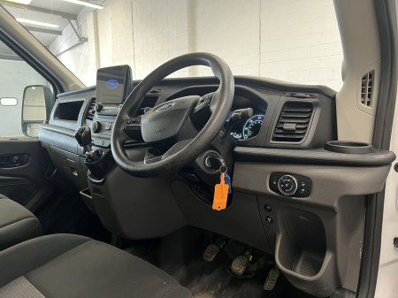 2022 Ford Transit - photo 3